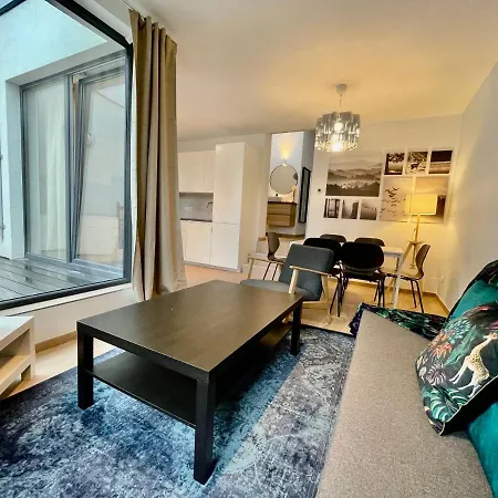 Oneluxstay Near Fashion District 公寓式酒店 *