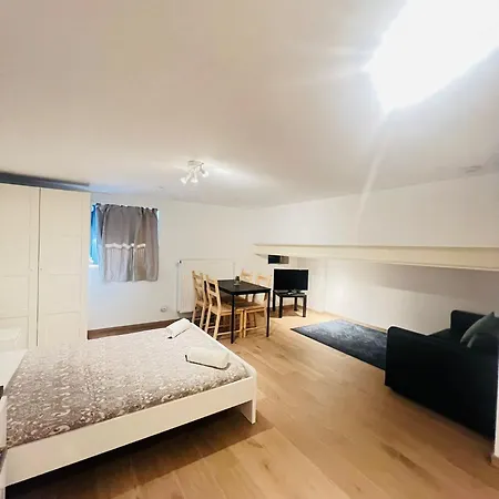 Oneluxstay Near Fashion District *